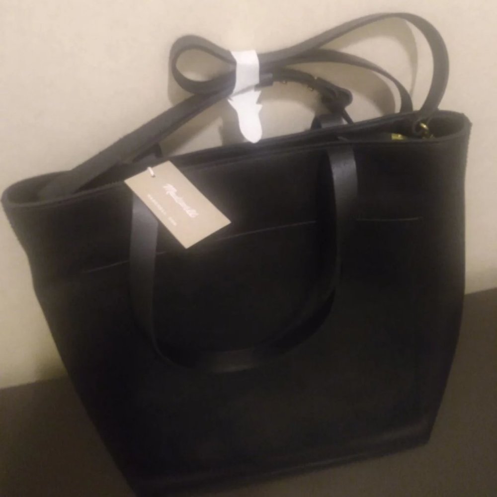 New. With Tags. Madewell Leather Medium Zip top black Tote.